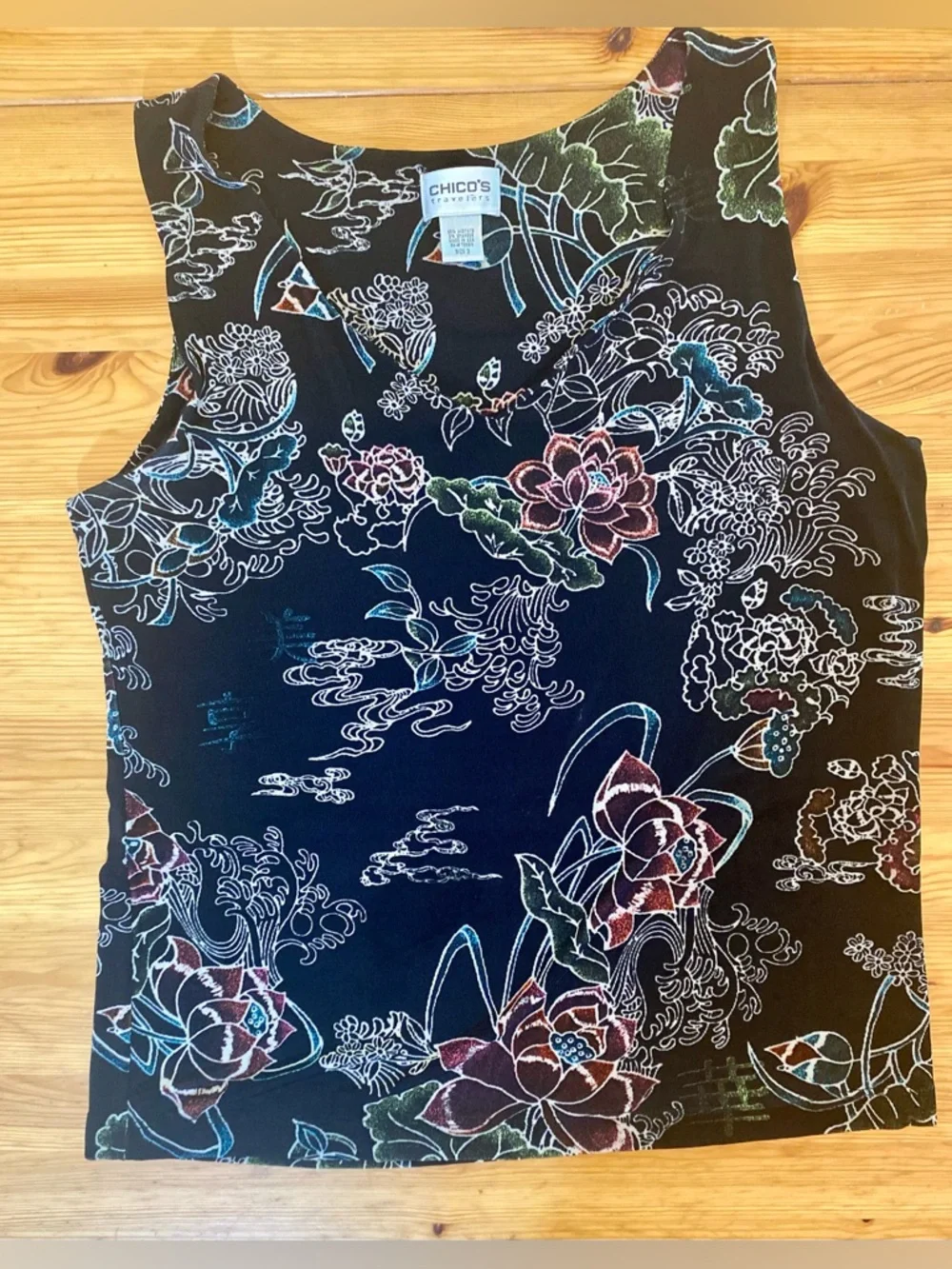 Chico's Travelers Slinky Ribbed Scoop Neck Tank Romantic Floral Size Large